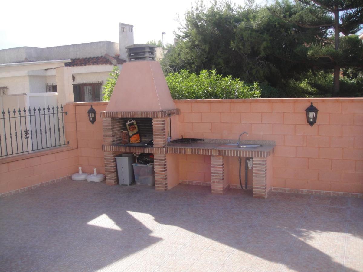 Chalet Muy Cerca De La Playa Con Piscina Privada Dehesa de Campoamor  外观 照片